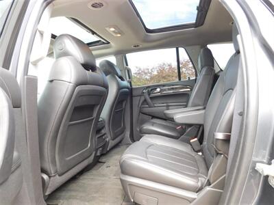 2014 Buick Enclave Leather   - Photo 10 - Elgin, IL 60120