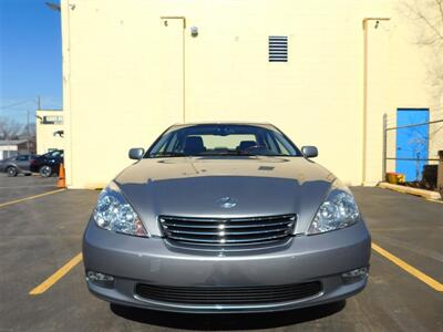 2002 Lexus ES 300   - Photo 2 - Elgin, IL 60120