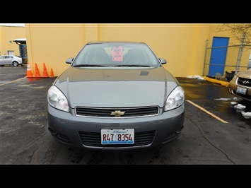 2007 Chevrolet Impala LT   - Photo 2 - Elgin, IL 60120