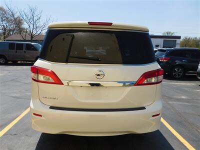 2014 Nissan Quest 3.5 SV   - Photo 6 - Elgin, IL 60120