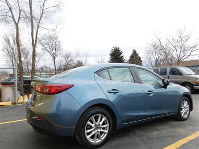 2014 Mazda Mazda3 i Touring   - Photo 5 - Elgin, IL 60120