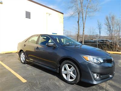 2014 Toyota Camry SE   - Photo 3 - Elgin, IL 60120