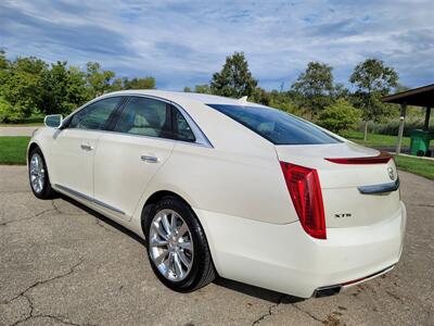 2014 Cadillac XTS Luxury Collection   - Photo 7 - Elgin, IL 60120