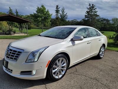 2014 Cadillac XTS Luxury Collection   - Photo 1 - Elgin, IL 60120