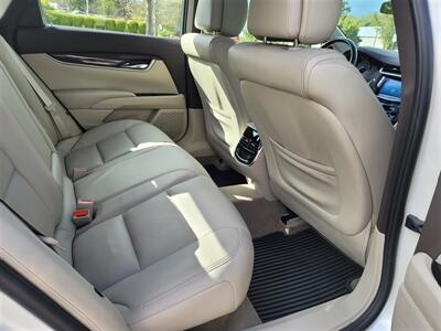 2014 Cadillac XTS Luxury Collection   - Photo 13 - Elgin, IL 60120