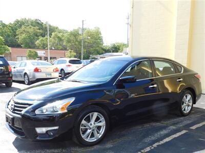 2015 Nissan Altima 2.5 S   - Photo 1 - Elgin, IL 60120