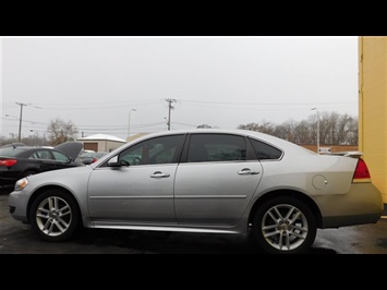 2010 Chevrolet Impala LTZ   - Photo 8 - Elgin, IL 60120