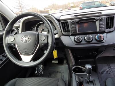 2016 Toyota RAV4 LE   - Photo 14 - Elgin, IL 60120