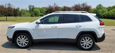 2016 Jeep Cherokee Limited   - Photo 8 - Elgin, IL 60120