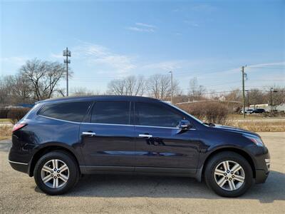 2015 Chevrolet Traverse LT   - Photo 4 - Elgin, IL 60120