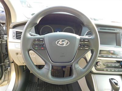 2017 Hyundai Sonata   - Photo 10 - Elgin, IL 60120