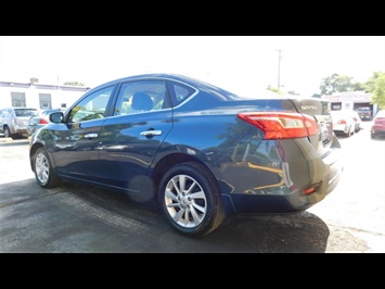 2015 Nissan Sentra SV   - Photo 8 - Elgin, IL 60120