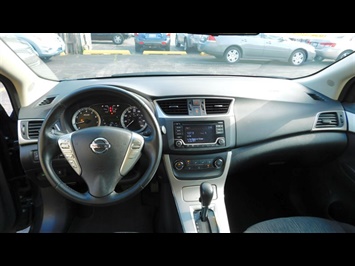 2015 Nissan Sentra SV   - Photo 15 - Elgin, IL 60120