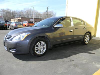 2010 Nissan Altima 2.5 SL   - Photo 1 - Elgin, IL 60120