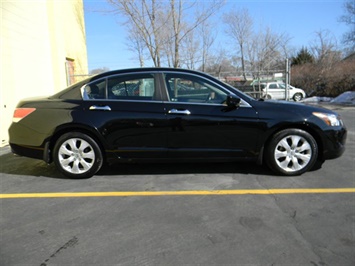 2009 Honda Accord EX-L V6   - Photo 4 - Elgin, IL 60120