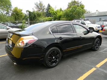 2012 Nissan Altima 2.5 S   - Photo 5 - Elgin, IL 60120