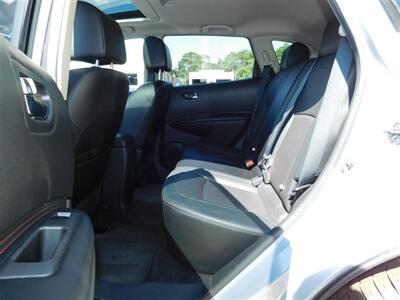 2012 Nissan Rogue SV   - Photo 13 - Elgin, IL 60120