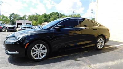 2015 Chrysler 200 Limited   - Photo 1 - Elgin, IL 60120