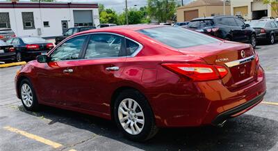 2016 Nissan Altima 2.5 S   - Photo 6 - Elgin, IL 60120