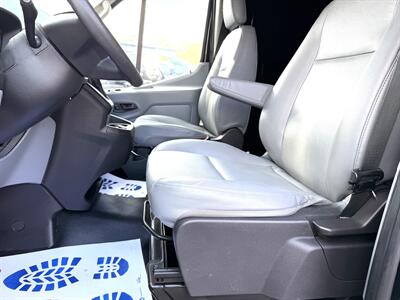 2019 Ford Transit  250 Cargo Van - Photo 16 - Finksburg, MD 21048