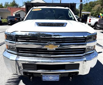 2018 Chevrolet Silverado 3500 Reg Cab W/T 4x4 DRW - Photo 6 - Finksburg, MD 21048