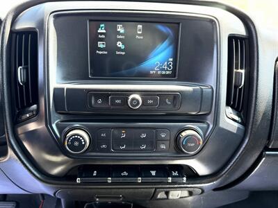 2018 Chevrolet Silverado 3500 Reg Cab W/T 4x4 DRW - Photo 18 - Finksburg, MD 21048