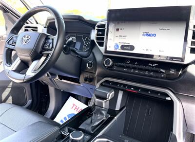 2023 Toyota Tundra SR5 CREWMAX 4X4 - Photo 13 - Finksburg, MD 21048