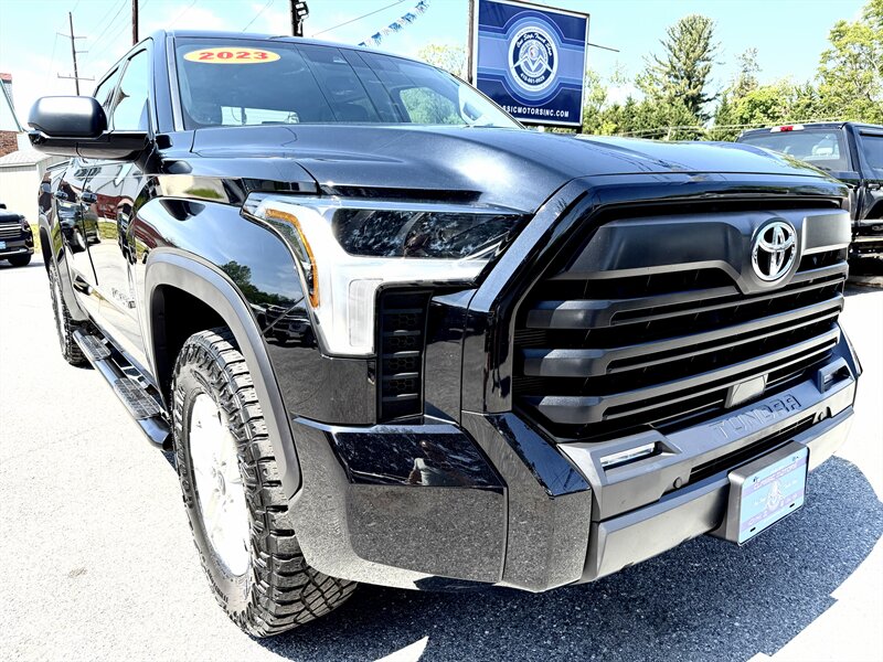 2023 Toyota Tundra  SR5 CREWMAX 4X4 - Photo 1 - Finksburg, MD 21048