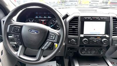 2022 Ford F-350 Super Duty XLT  Crew Cab XLT 4X4 - Photo 12 - Finksburg, MD 21048