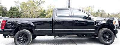 2022 Ford F-350 Super Duty XLT  Crew Cab XLT 4X4 - Photo 4 - Finksburg, MD 21048