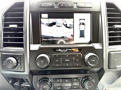2022 Ford F-350 Super Duty XLT  Crew Cab XLT 4X4 - Photo 14 - Finksburg, MD 21048