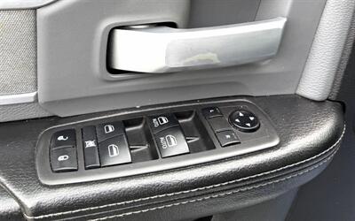 2021 RAM 3500 Crew Cab Big Horn 4X4 DRW - Photo 27 - Finksburg, MD 21048