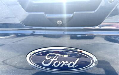 2018 Ford F-150 Lariat  Crew Cab Lariat 4X4 - Photo 11 - Finksburg, MD 21048