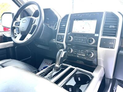 2018 Ford F-150 Lariat  Crew Cab Lariat 4X4 - Photo 13 - Finksburg, MD 21048