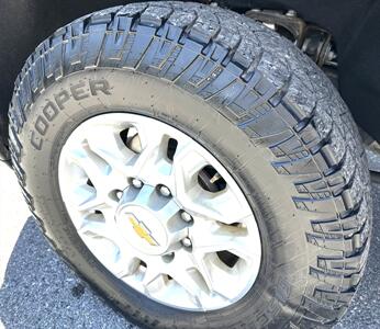 2023 Chevrolet Silverado 2500 LT  Crew Cab LT 4X4 - Photo 22 - Finksburg, MD 21048