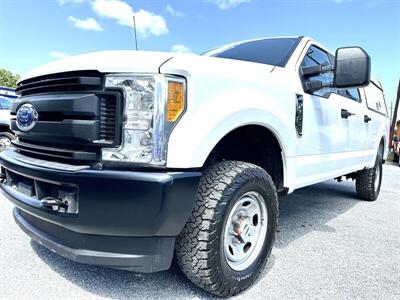 2017 Ford F-250 XL  Crew Cab XL 4X4 - Photo 2 - Finksburg, MD 21048