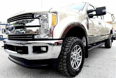 2017 Ford F-350 Lariat Ext Cab Lariat 4X4 - Photo 2 - Finksburg, MD 21048