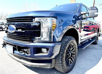 2019 Ford F-250 Lariat  Crew Cab LARIAT 4X4 - Photo 2 - Finksburg, MD 21048