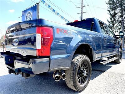 2019 Ford F-250 Lariat  Crew Cab LARIAT 4X4 - Photo 3 - Finksburg, MD 21048