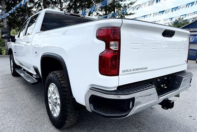 2024 Chevrolet Silverado 2500 Crew Cab LT 4X4 - Photo 8 - Finksburg, MD 21048