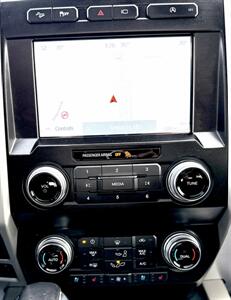 2020 Ford F-150 Lariat Crew Cab LARIAT 4X4 - Photo 15 - Finksburg, MD 21048