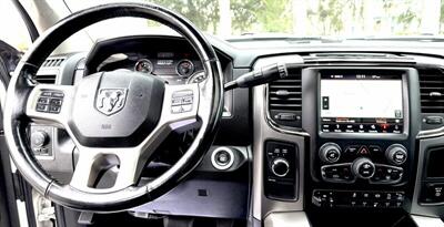 2018 RAM 3500  Crew Cab LARAMIE 4X4 DRW - Photo 14 - Finksburg, MD 21048