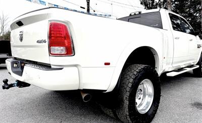 2018 RAM 3500  Crew Cab LARAMIE 4X4 DRW - Photo 3 - Finksburg, MD 21048