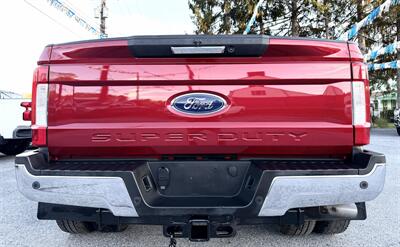 2018 Ford F-350 Lariat Crew Cab LARIAT 4X4 - Photo 8 - Finksburg, MD 21048