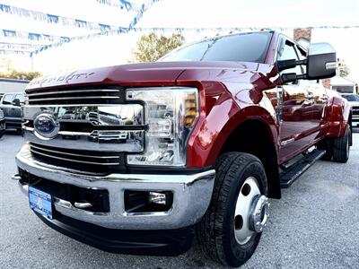 2018 Ford F-350 Lariat Crew Cab LARIAT 4X4 - Photo 2 - Finksburg, MD 21048