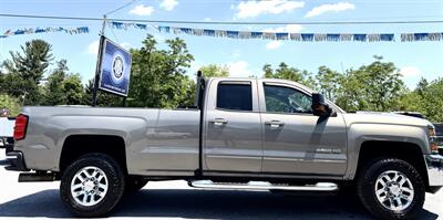 2017 Chevrolet Silverado 3500 Ext Cab LT 4X4 - Photo 4 - Finksburg, MD 21048