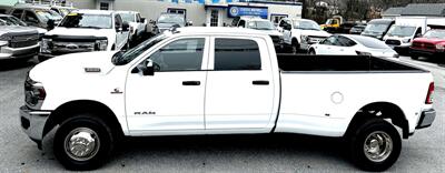 2022 RAM 3500 Tradesman  Crew Cab Tradesman 4X4 DRW - Photo 7 - Finksburg, MD 21048