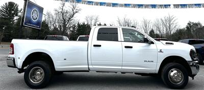 2022 RAM 3500 Tradesman  Crew Cab Tradesman 4X4 DRW - Photo 5 - Finksburg, MD 21048