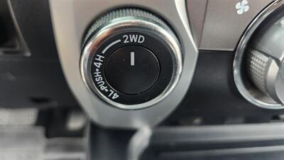2017 Toyota Tundra  Crew Cab SR5 4X4 - Photo 30 - Finksburg, MD 21048