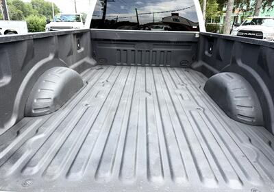 2022 Ford F-350 Crew Cab XL 4X4 - Photo 11 - Finksburg, MD 21048